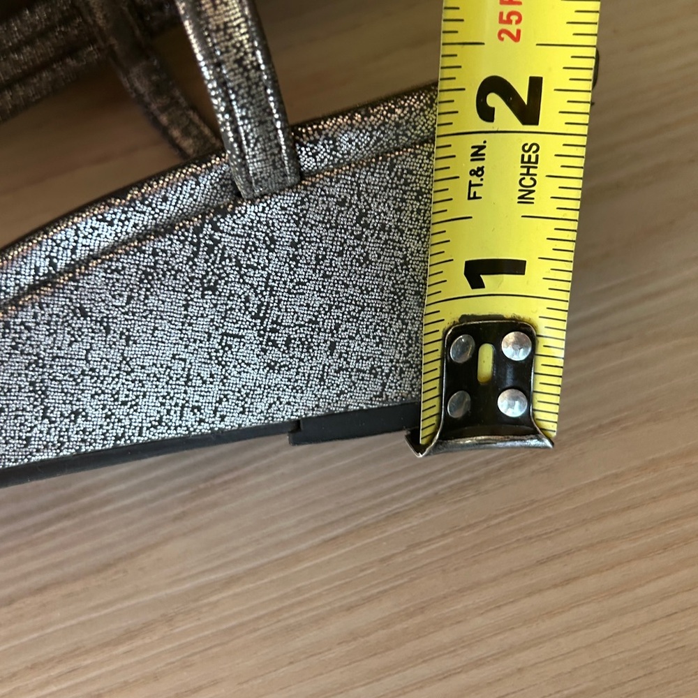 New York Transit Wedge Heel 8M Strappy Sandals Metallic Rhinestones Slip On Glam - Picture 4 of 8